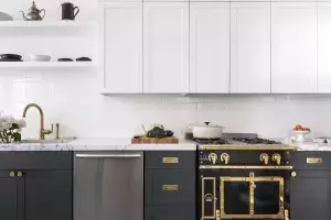 سفید مشکی (سیاه)؛ ترکیب رنگ مطرح کابینت آشپزخانه